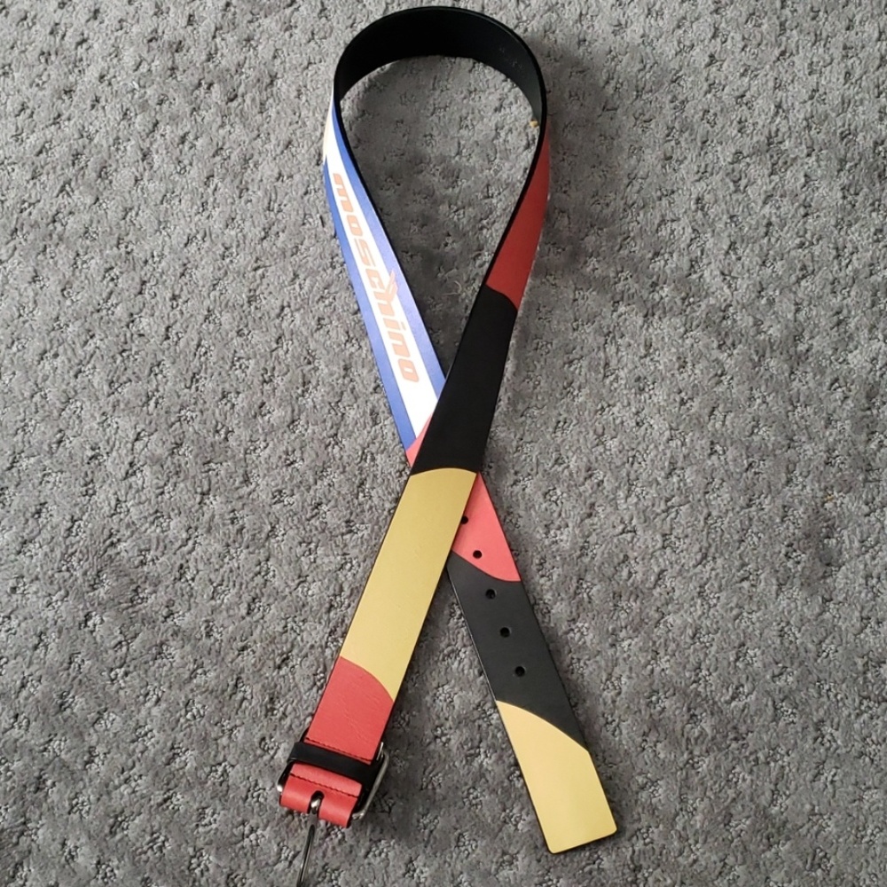 PreLoved AUTHENTIC Men's Moschino Belt